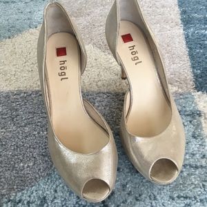 Austrian Leather heel pumps